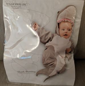 Shark costume (baby)